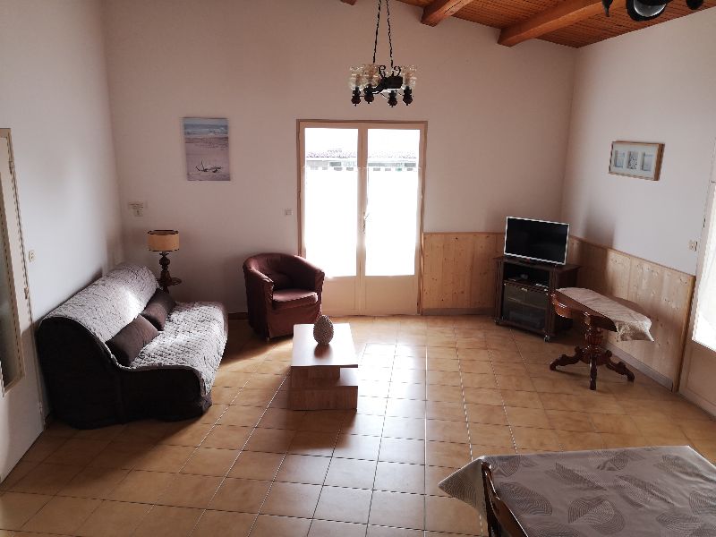 Photo 13 : SEJOUR d'une maison située à Le Bois-Plage-en-Ré, île de Ré.