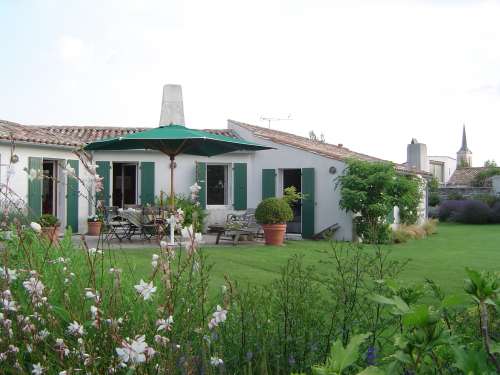 Photo 1 :  d'une maison située à Saint-Clément-des-Baleines, île de Ré.