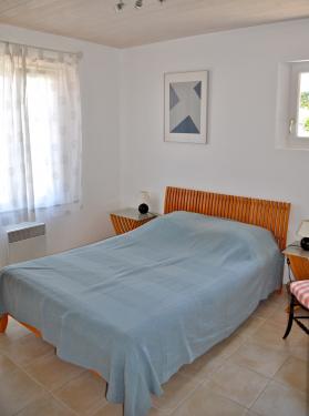 Photo 10 : CHAMBRE d'une maison située à Le Bois-Plage-en-Ré, île de Ré.