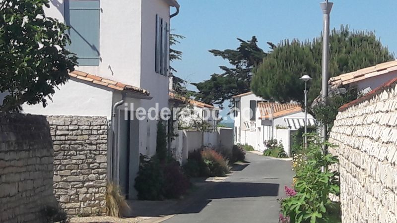 Photo 3 : EXTERIEUR d'une maison située à La Flotte-en-Ré, île de Ré.