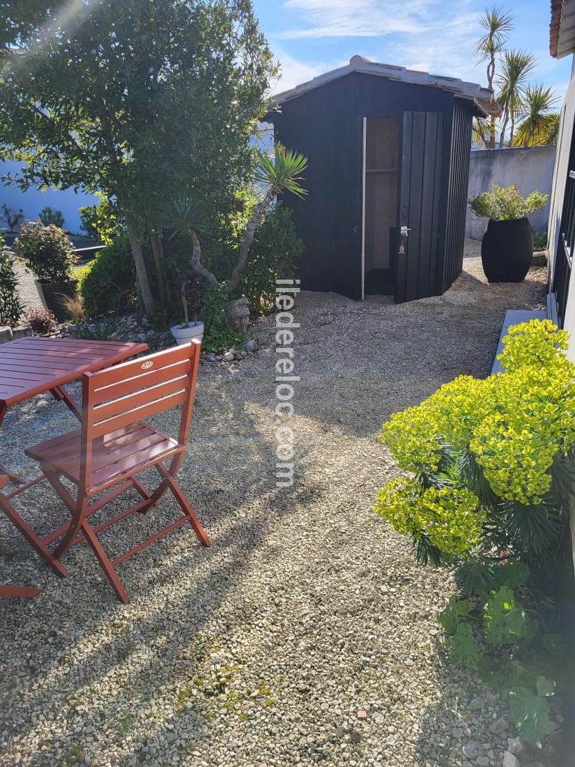 Photo 14 : JARDIN d'une maison située à Saint-Clément-des-Baleines, île de Ré.