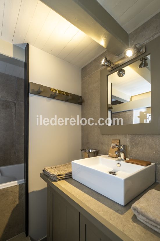 Photo 8 : NC d'une maison située à La Couarde-sur-mer, île de Ré.