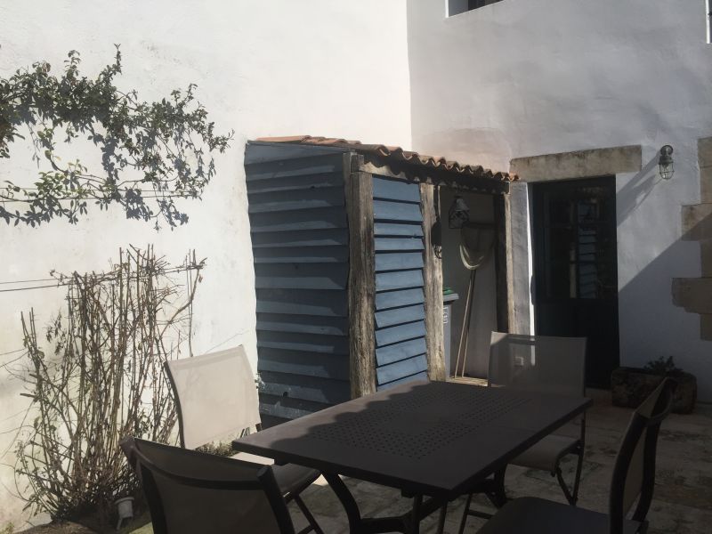 Photo 14 : PATIO d'une maison située à La Flotte-en-Ré, île de Ré.