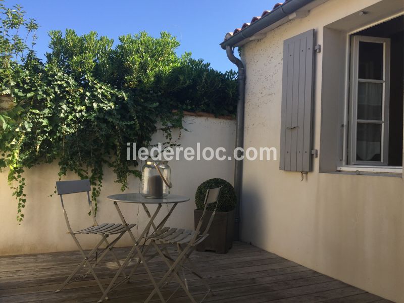 Photo 7 : PATIO d'une maison située à Le Bois-Plage-en-Ré, île de Ré.