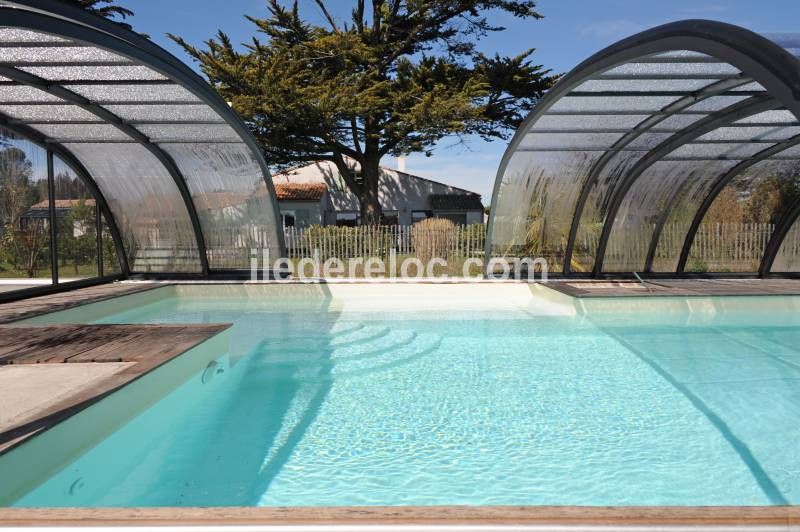 Photo 1 : PISCINE d'une maison située à Saint-Martin-de-Ré, île de Ré.