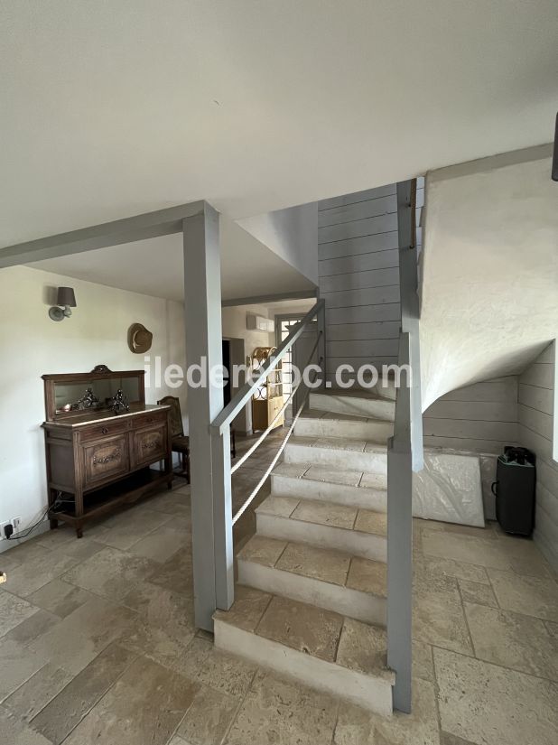 Photo 31 : CHAMBRE d'une maison située à Saint-Martin-de-Ré, île de Ré.