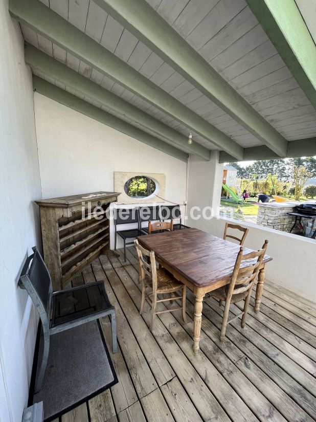 Photo 40 : TERRASSE d'une maison située à Saint-Martin-de-Ré, île de Ré.