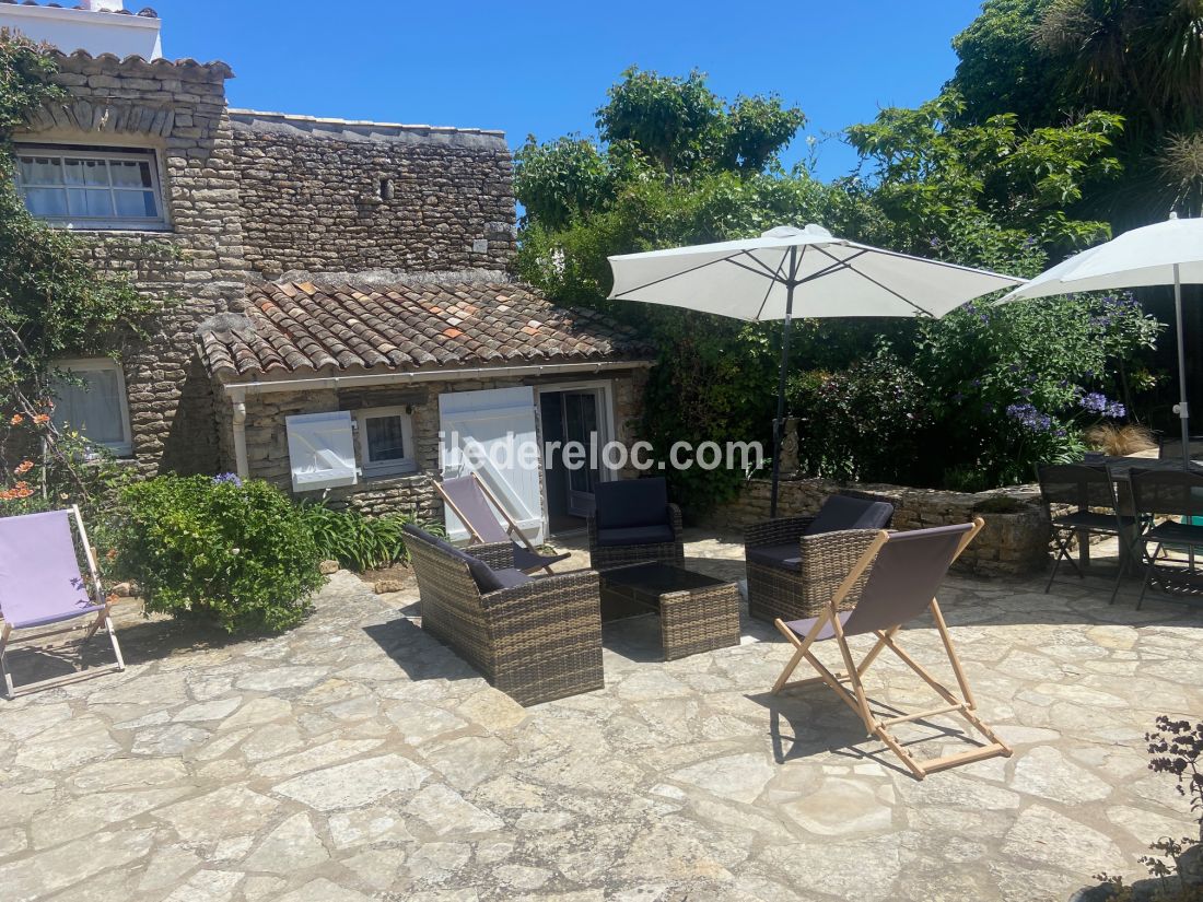 Photo 2 : NC d'une maison située à Les Portes-en-Ré, île de Ré.