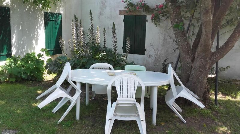 Photo 3 : NC d'une maison située à La Flotte-en-Ré, île de Ré.