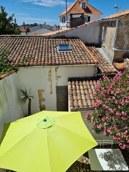 Photo 24 : EXTERIEUR d'une maison située à La Flotte-en-Ré, île de Ré.