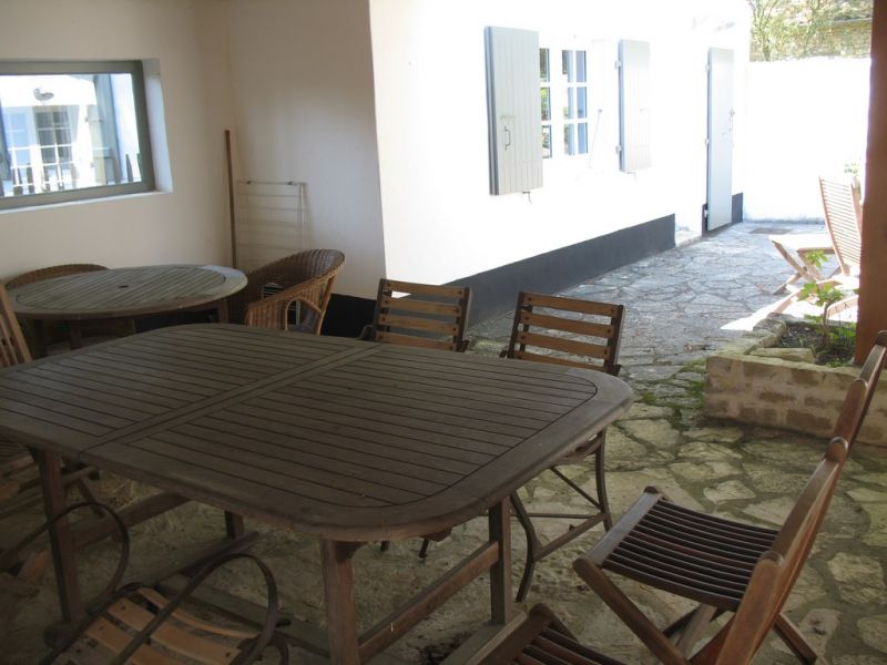 Photo 32 : PATIO d'une maison située à Les Portes-en-Ré, île de Ré.