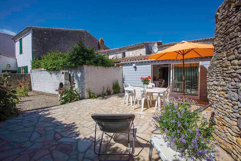 Photo 1 : NC d'une maison située à La Couarde-sur-mer, île de Ré.