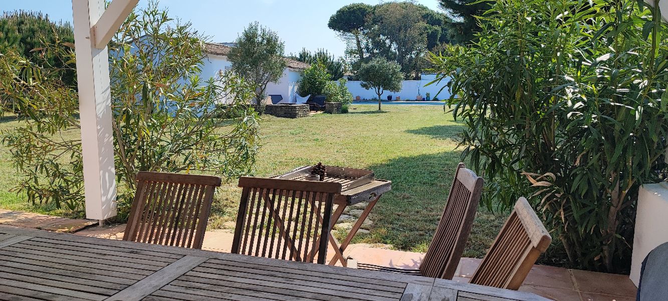 Photo 6 : EXTERIEUR d'une maison située à Les Portes-en-Ré, île de Ré.