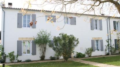 Ile de Ré:La maison de la place