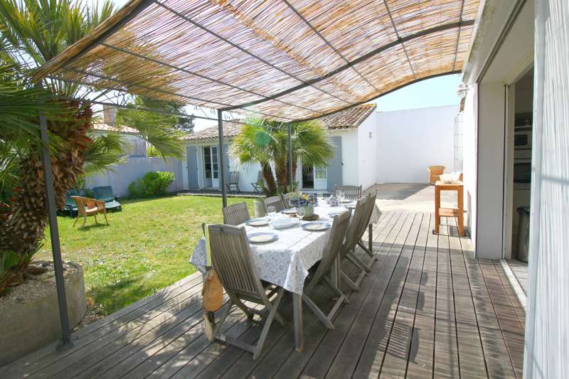 Photo 1 : NC d'une maison située à La Couarde-sur-mer, île de Ré.