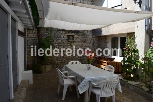 Photo 1 : PATIO d'une maison située à La Flotte-en-Ré, île de Ré.