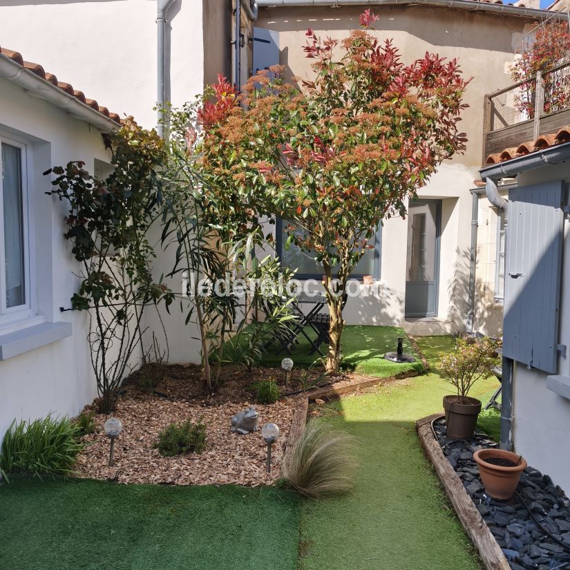 Photo 16 : EXTERIEUR d'une maison situ&eacute;e &agrave; Le Bois-Plage-en-R&eacute;, &icirc;le de R&eacute;.