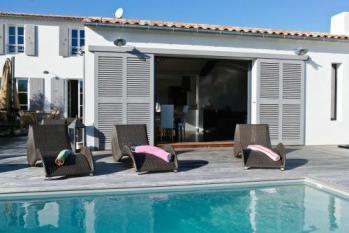 ile de ré  villa grand standing 8 personnes piscine chauffe + spa