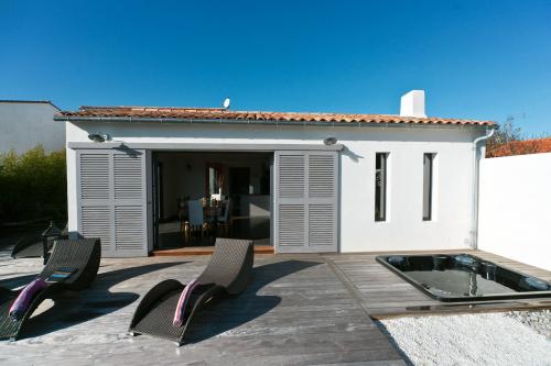 Photo 5 : NC d'une maison située à La Flotte, île de Ré.