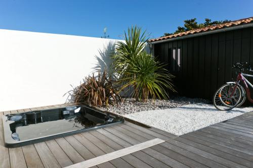 Photo 6 : NC d'une maison située à La Flotte, île de Ré.