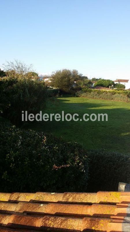 Photo 13 : EXTERIEUR d'une maison située à Ars en Ré, île de Ré.