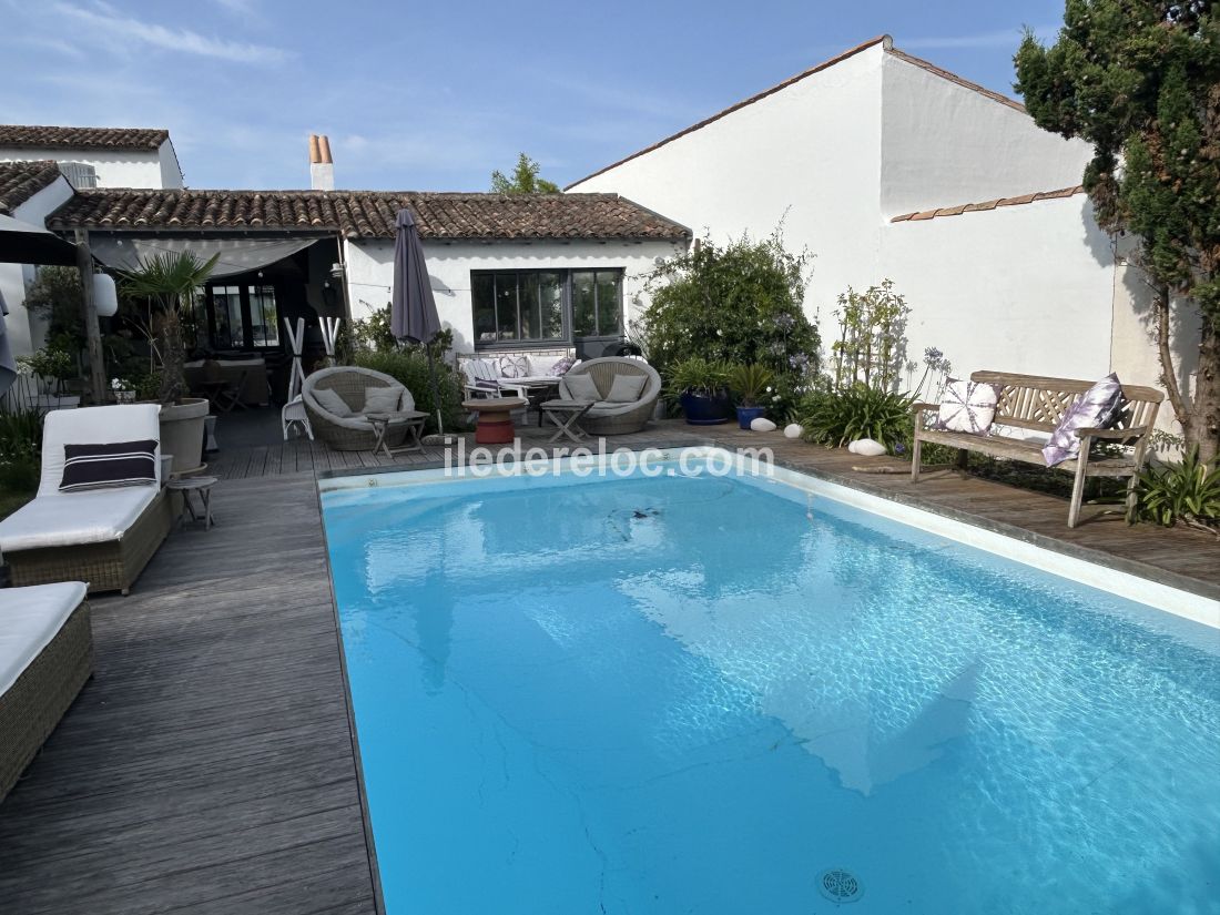 Photo 27 : PISCINE d'une maison située à La Couarde-sur-mer, île de Ré.