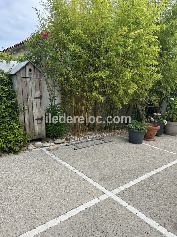 Photo 31 : EXTERIEUR d'une maison située à La Couarde-sur-mer, île de Ré.
