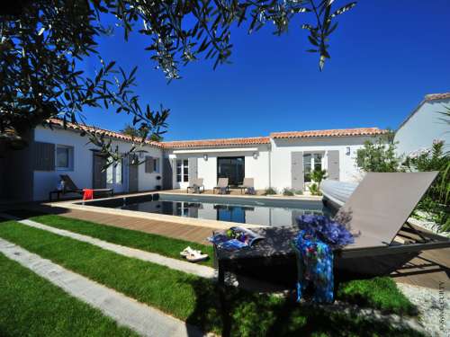 Photo 1 : EXTERIEUR d'une maison située à Rivedoux, île de Ré.