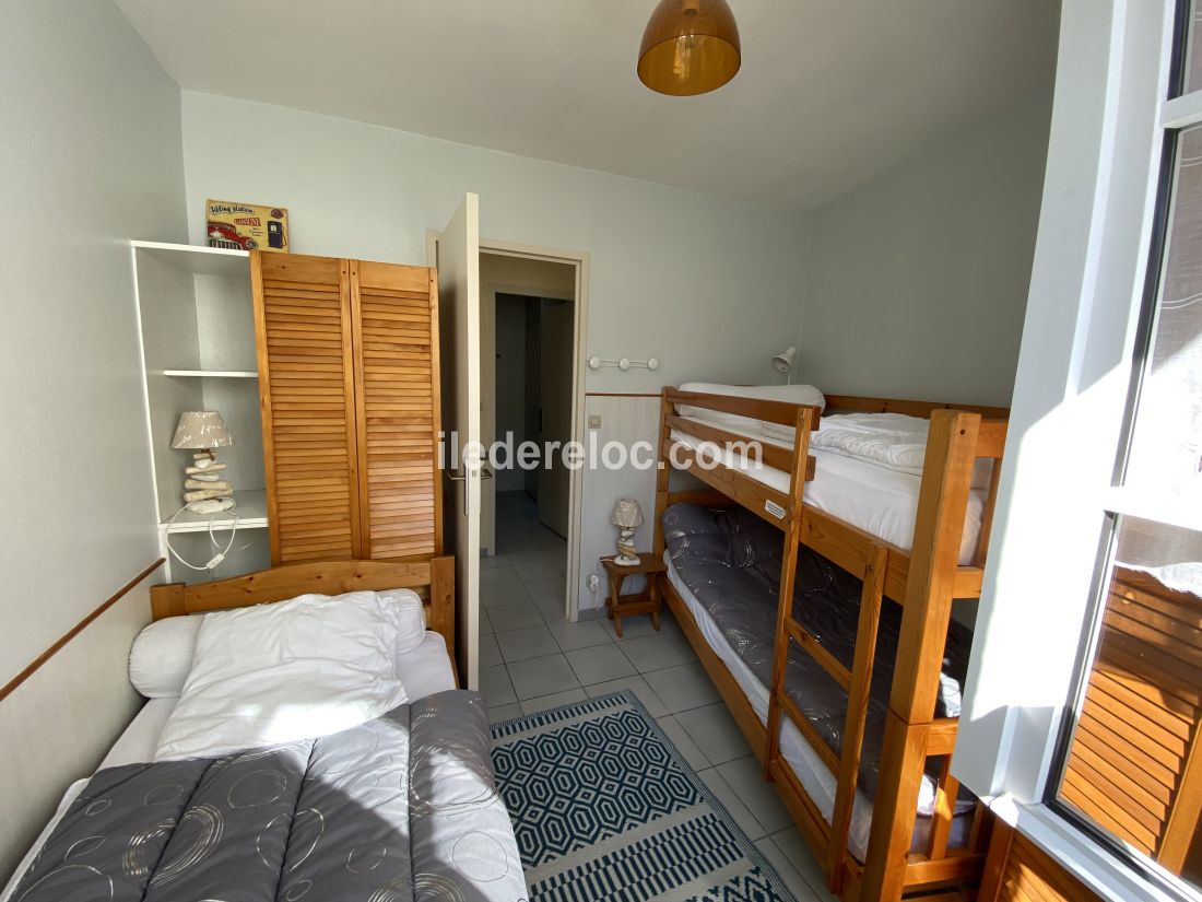 Photo 19 : CHAMBRE d'une maison située à Le Bois-Plage-en-Ré, île de Ré.