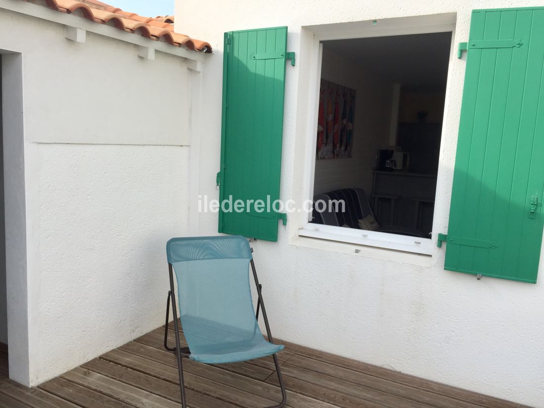 Photo 5 : TERRASSE d'une maison située à Le Bois-Plage-en-Ré, île de Ré.