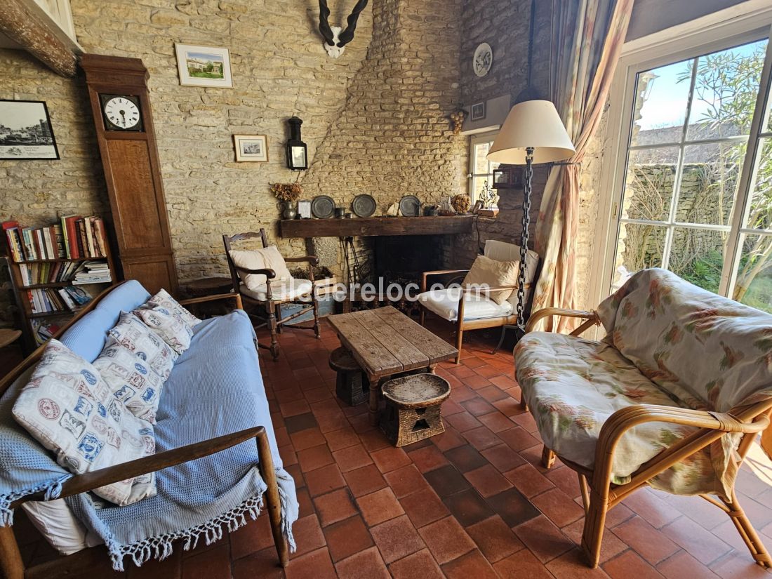 Photo 4 : NC d'une maison situ&eacute;e &agrave; Les Portes-en-R&eacute;, &icirc;le de R&eacute;.