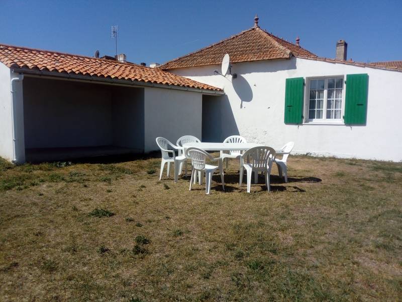 Photo 12 : JARDIN d'une maison située à Les Portes-en-Ré, île de Ré.