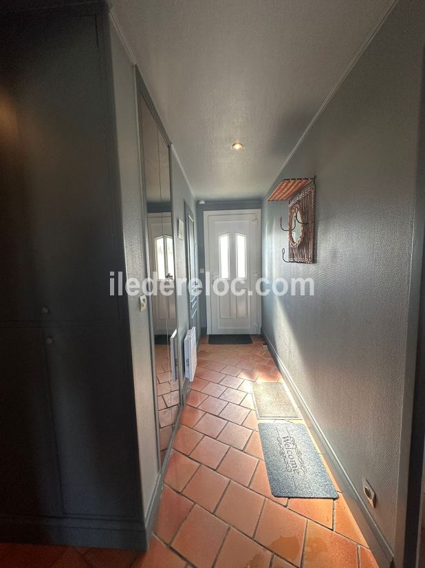 Photo 15 : ENTREE d'une maison située à Sainte-Marie-de-Ré, île de Ré.