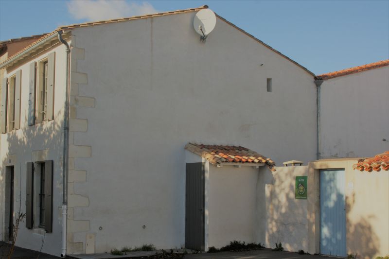 Photo 2 : NC d'une maison située à La Flotte, île de Ré.