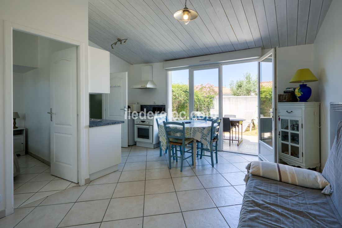 Photo 4 : NC d'une maison situ&eacute;e &agrave; La Flotte-en-R&eacute;, &icirc;le de R&eacute;.