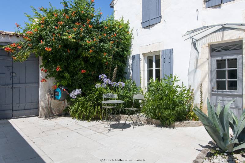 Photo 14 : EXTERIEUR d'une maison située à La Flotte-en-Ré, île de Ré.