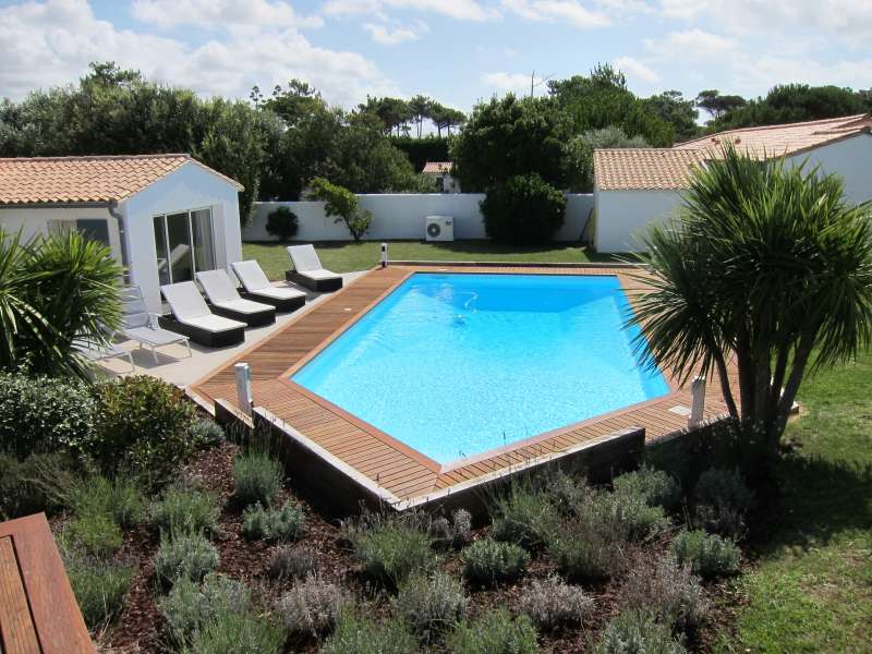 Photo 2 :  d'une maison située à Sainte-Marie-de-Ré, île de Ré.
