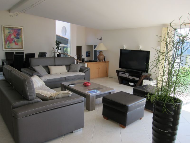 Photo 17 : SEJOUR d'une maison située à Sainte-Marie-de-Ré, île de Ré.