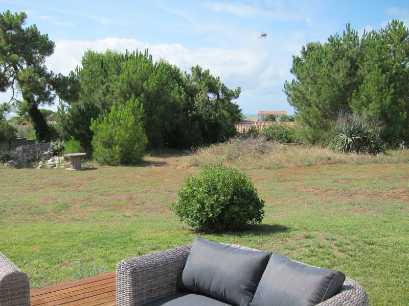 Photo 13 : EXTERIEUR d'une maison située à Sainte-Marie-de-Ré, île de Ré.