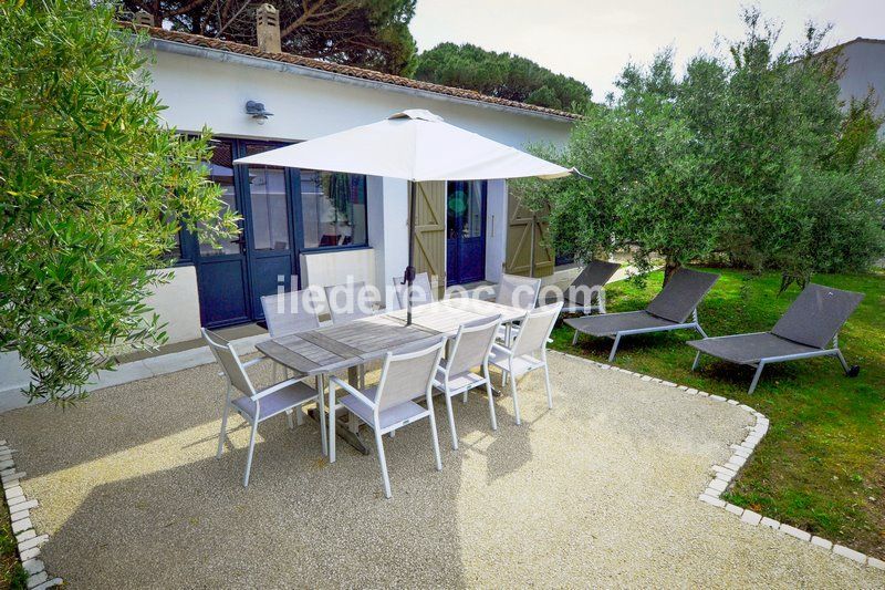 Photo 1 : TERRASSE d'une maison située à La Couarde-sur-mer, île de Ré.