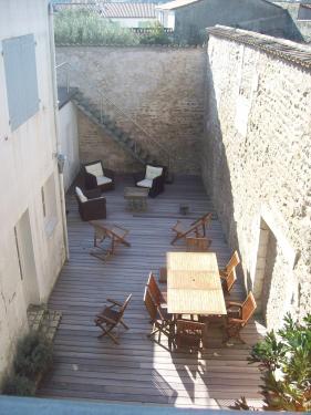 Photo 2 : EXTERIEUR d'une maison située à La Flotte-en-Ré, île de Ré.