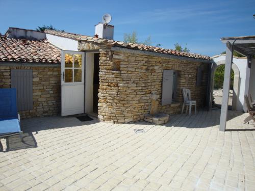 Photo 1 : EXTERIEUR d'une maison située à La Couarde-sur-mer, île de Ré.