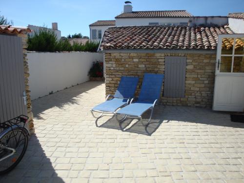 Photo 2 : EXTERIEUR d'une maison située à La Couarde-sur-mer, île de Ré.