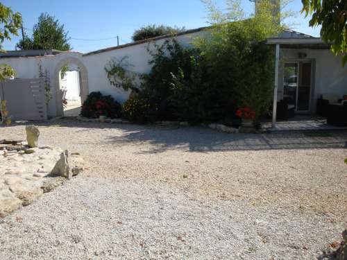 Photo 4 : EXTERIEUR d'une maison située à La Couarde-sur-mer, île de Ré.