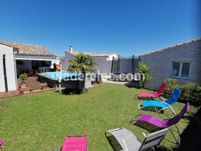 Photo 1 : NC d'une maison située à La Couarde-sur-mer, île de Ré.