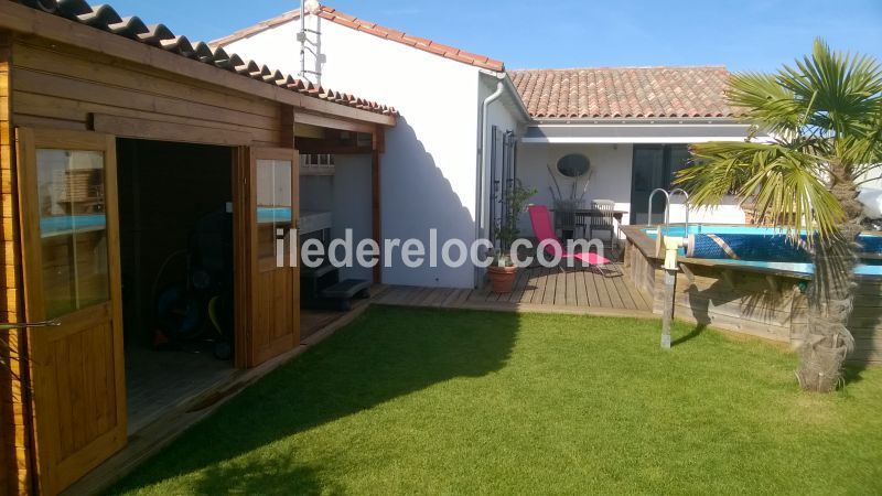 Photo 2 : JARDIN d'une maison située à La Couarde-sur-mer, île de Ré.