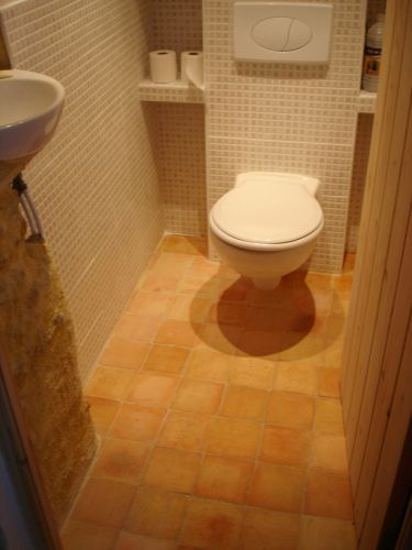 Photo 14 : WC d'une maison située à Les Portes-en-Ré, île de Ré.