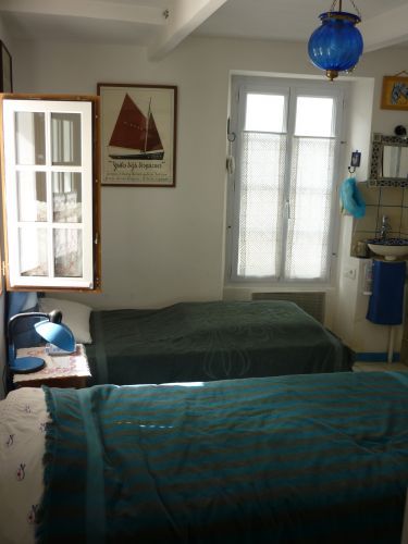 Photo 11 : CHAMBRE d'une maison située à Les Portes-en-Ré, île de Ré.