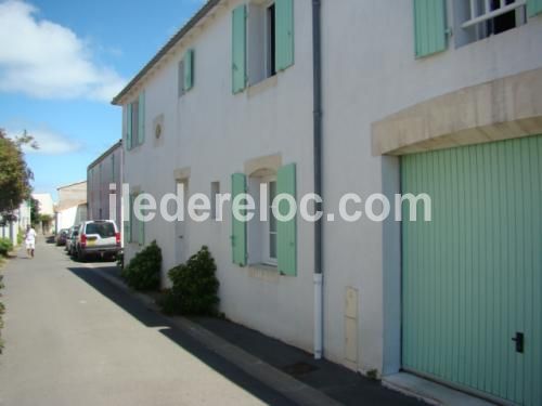 Photo 3 : EXTERIEUR d'une maison située à La Flotte-en-Ré, île de Ré.