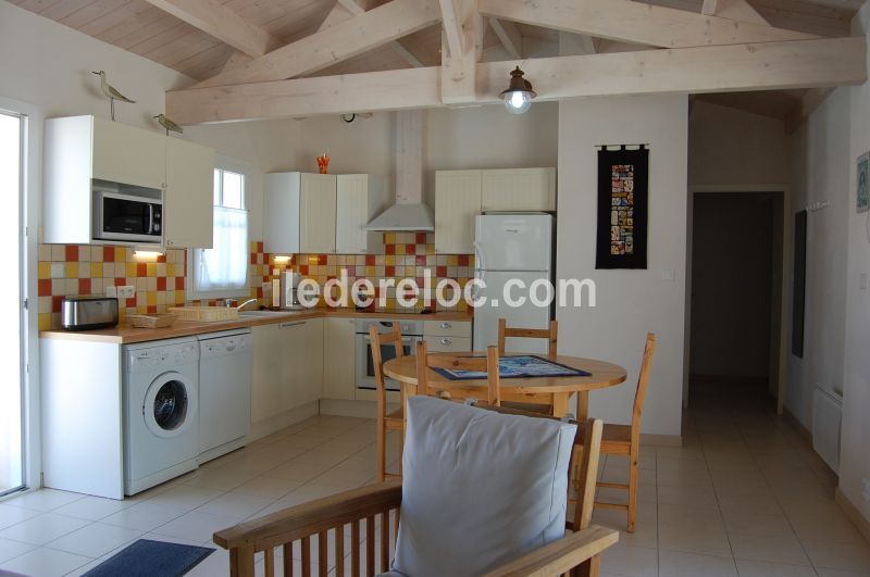 Photo 13 : SEJOUR d'une maison située à Rivedoux, île de Ré.